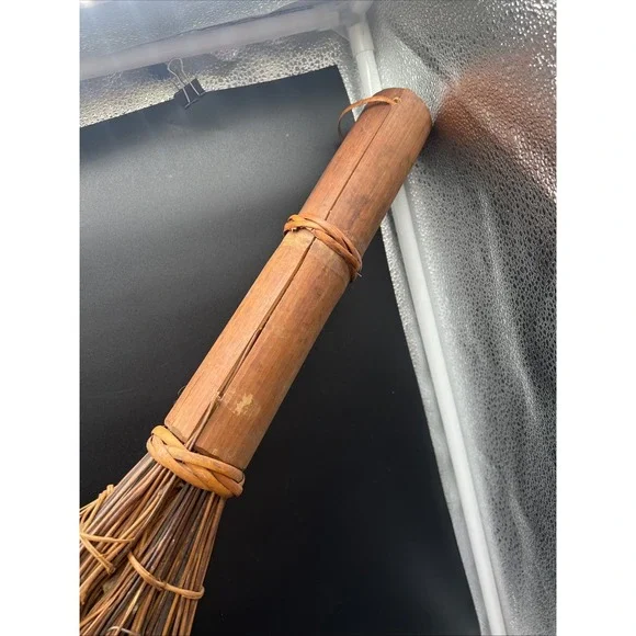 Hearth Broom Natural Straw Craft Whisk Broom Handle 33" Handmade Cobweb Broom - Picture 2 of 9